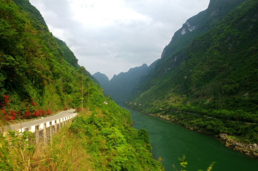 自驾景点广西游去哪里好玩_自驾游广西旅游攻略及费用_广西自驾游必去的10个景点