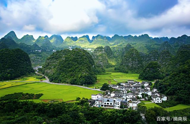 万峰林评为生态旅游区_师宗到万峰林多少公里_万峰湖旅游攻略